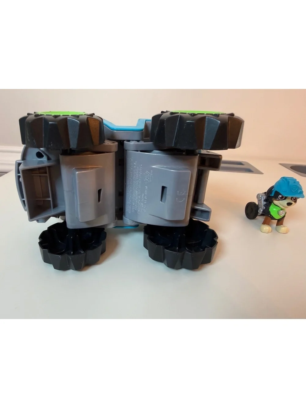 Paw Patrol Rocky's Vehicle and Figure Toy Set